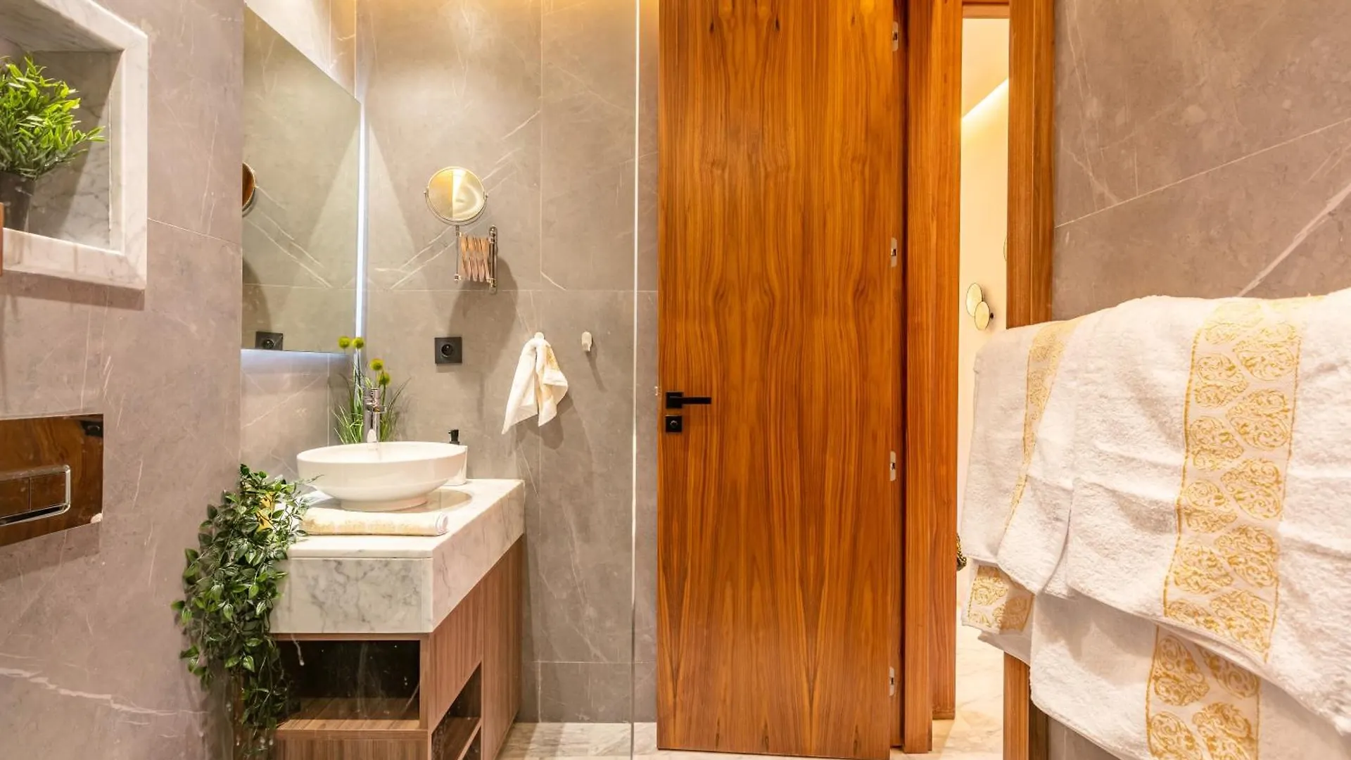 Luxury 2Chambres Gueliz Topcenter Marrákes Apartman